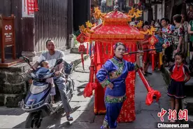 中外摄影师走进四川蓬安 盛赞生态人文魅力图片