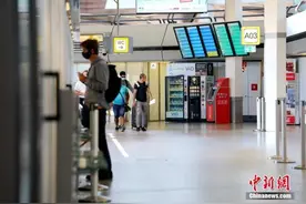 世卫考虑与成员国合作 建立疫苗接种电子证书项目图片