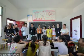 湖南衡东：村里来了大学生支教队图片