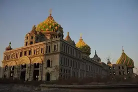 投资170亿的石家庄的烂尾楼竟成网红拍照圣地图片