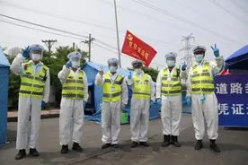 “妈妈病了，我好怕……”他们15天没回家了图片
