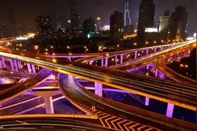 道路监控系统配备的补光灯“晃眼睛”？这款“重庆造”就搞定图片