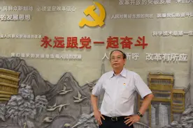 从钟表维修匠到全国先进个体户，这个老广一步一个脚印！图片