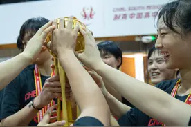 篮球——中国高中联赛（南区赛）：长沙雅礼中学队夺得女子组冠军图片