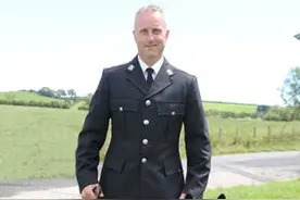 警犬执行任务第一天，成功找到失踪母子图片