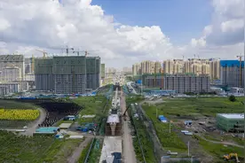 轨道交通4号线南延工程开始桥梁上部结构施工图片
