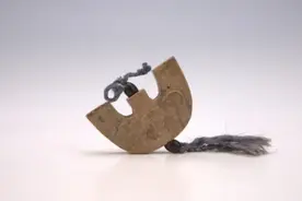 杭博精品玉石器在沪展出：有良渚古玉，也有明龙纹青玉䤩尾图片