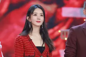 “天天向上”12岁庆生，王一博赵丽颖首度合体图片