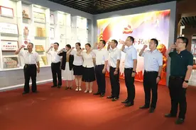驻省工信厅纪检监察组赴济南二机床集团公司开展党性教育图片