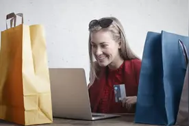 “猎奇式”营销：利用消费者的猎奇心理，制造病毒式传播图片