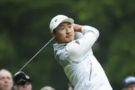 李昊桐生日周大爆发，半程领跑PGA锦标赛图片