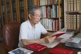 老孙的家庭“档案馆”图片