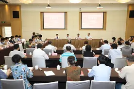 从老渔阳里到树德里，800米石库门弄堂见证中国共产党从孕育到诞生——“中国共产党的创建与上海”学术研讨会举行图片