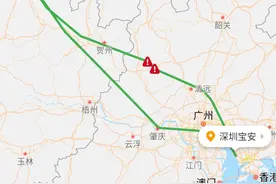 深圳航空一客机机械故障骤降近六千米返航，旅客现已更换航班图片