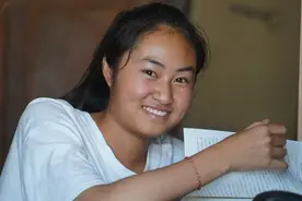 曾写出“最悲伤作文”的凉山小女孩，5年后大变样了图片