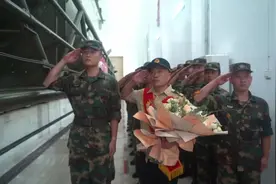 他是享受国务院特殊津贴的“兵王”，现在，他退役了图片