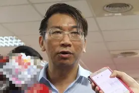 终于，徐永明活成了自己最讨厌的模样图片