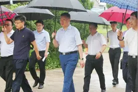 中国融通集团党组书记、董事长温刚到山东烟台调研指导在烟资产项目图片