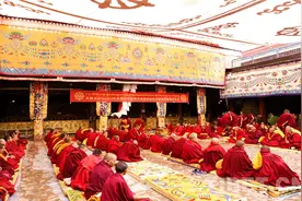 西藏12名僧人获得“格西拉让巴”藏传佛教最高学位图片