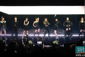 合唱《无价之姐》,姐姐们又“浪”了图片