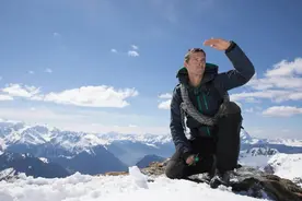 那个吃虫子、啃生肉的“硬核贝爷”，现在怎么样了？图片