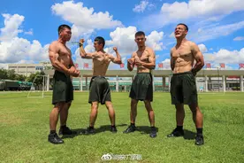 武警战士体能训练套餐 敢不敢挑战一下图片