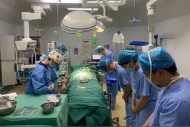 兰大二院泌尿外科杨立教授团队成功实施两例儿童供肾移植手术图片