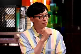 「时尚达人的服饰装扮」 ‘国民 MC’ 刘在石图片