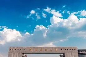 河南一高校试点男女混住？校方回应：“存在误解”图片