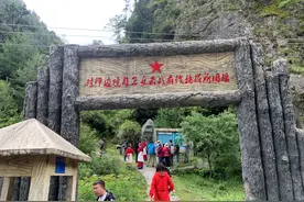 在西藏边境小康村看固边安民：小康村建设有声有色，守土固边队伍不断壮大图片