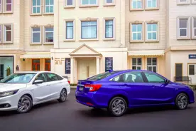 试驾凌派锐·混动：“越级”搅局者图片