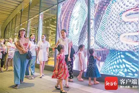 海口多个商业综合体恢复生机 人流量赶上去年同期水平图片