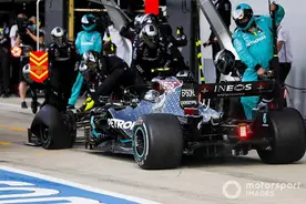 “拒绝”汉密尔顿进站，博塔斯的胎起了关键作用图片