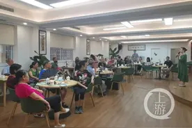 离退休老干部如何发挥余热？渝中区人和街社区鼓励他们“就近发挥”图片