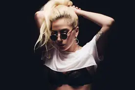 Lady Gaga自曝服用精神疾病药物，不吃药无法控制大脑图片