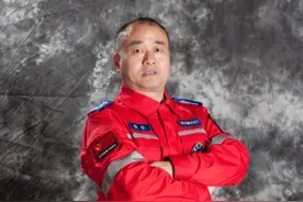 榜样人物：青岛斑马救援队创始人王会祥 用行动实现朴素的愿望图片