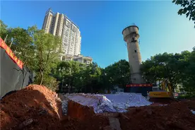 铁四院长沙基地废弃水塔将爆破，住了40多年阿姨：我是看着它建起来的，我会一直记得它图片