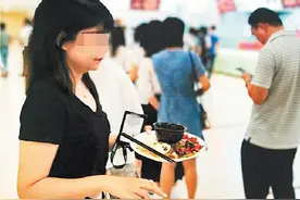 点菜太多、不爱吃就倒掉 记者对长沙员工食堂、餐饮门店进行暗访图片