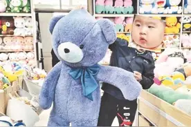 “无所不能”的跑腿小哥 都遇上哪些奇葩事图片