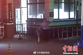 6岁男娃教科书式报警救轻生妈妈图片