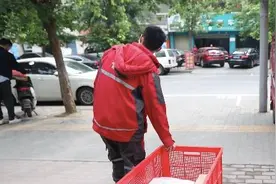 刘强东亲自拍板，花30亿元收了一个“小顺丰”图片