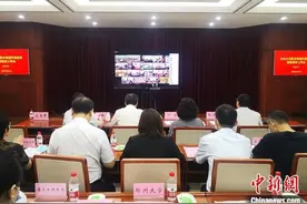 河南成立“1+9”机制 推进公共领域外语标识规范图片