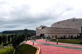 网上预约，可优先进入澄江化石地自然博物馆参观哟图片