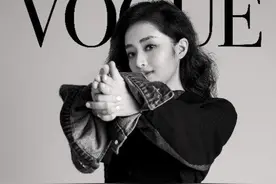 巴蜀笑星张蓉女儿何林苇获2020年度《中国好声音》四川赛区总冠军图片