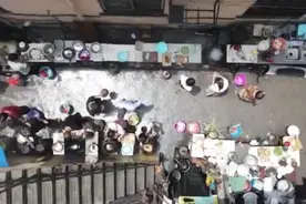 一个人上午被确诊为癌症，那他中午会干吗？图片