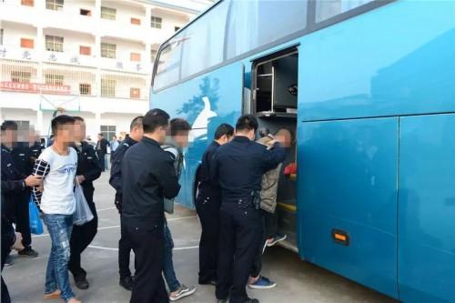 广西任定展装饰工程公司