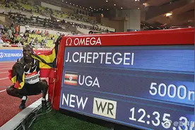 刷新尘封16年的男子5000米跑世界纪录，来看看切普特盖多快多神奇图片