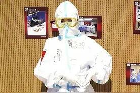 青海援汉护士重返武汉，一下车就哭了图片