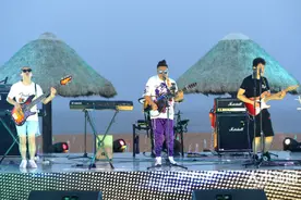 海阳登微博热搜榜，海阔天空话题阅读量达1.5亿——打造城市营销“云攻略”图片