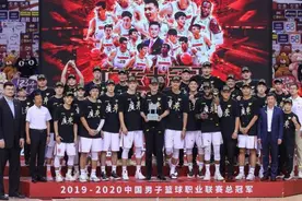 最漫长的CBA赛季成功收尾，留下的财富已经不止篮球本身图片